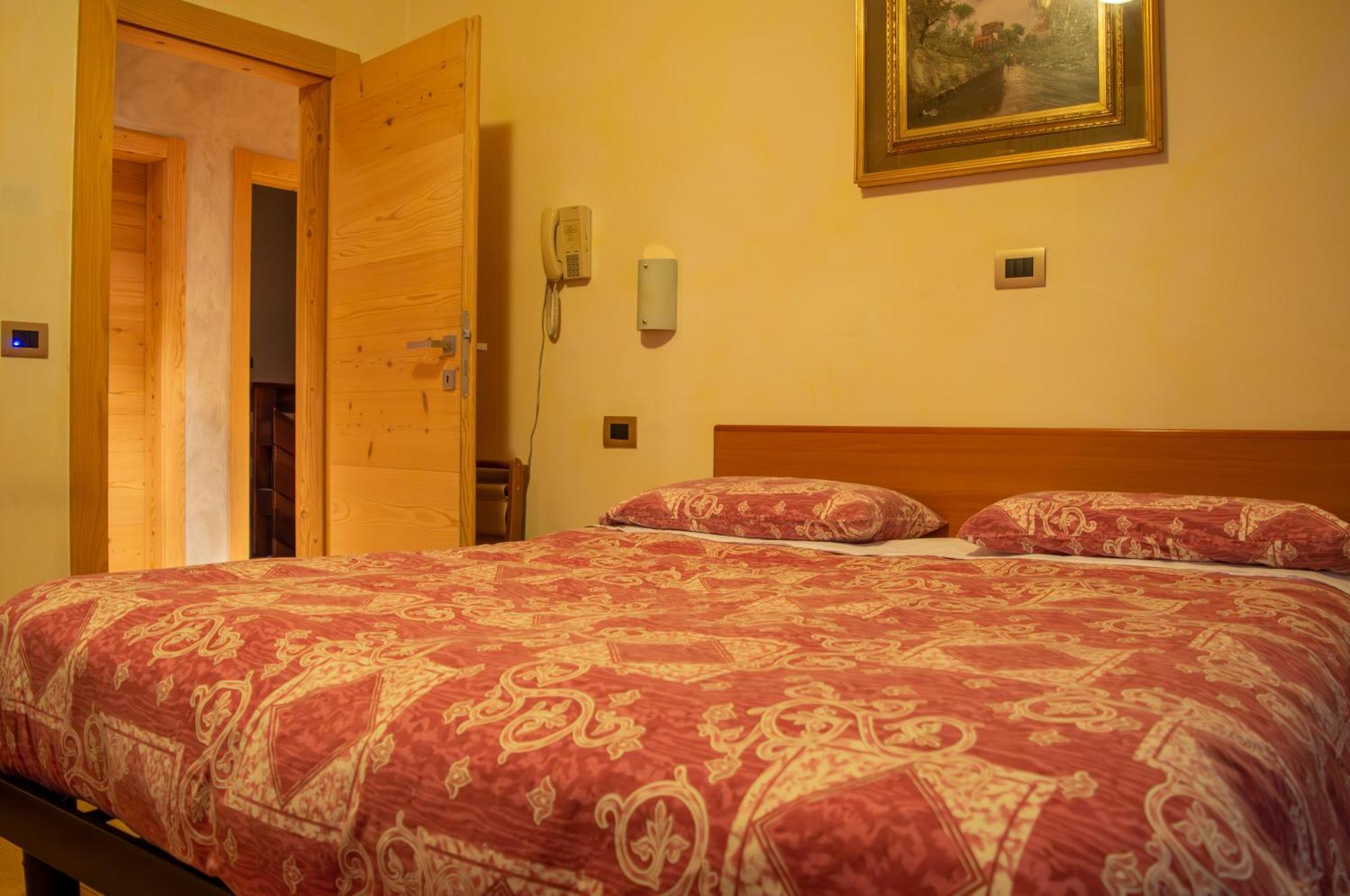 Albergo Serena Auronzo di Cadore Pokoj fotografie